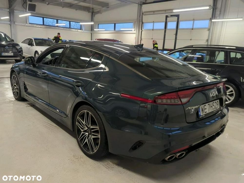 Kia Stinger - 3