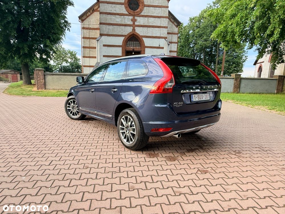 Volvo XC 60 D3 Momentum - 8