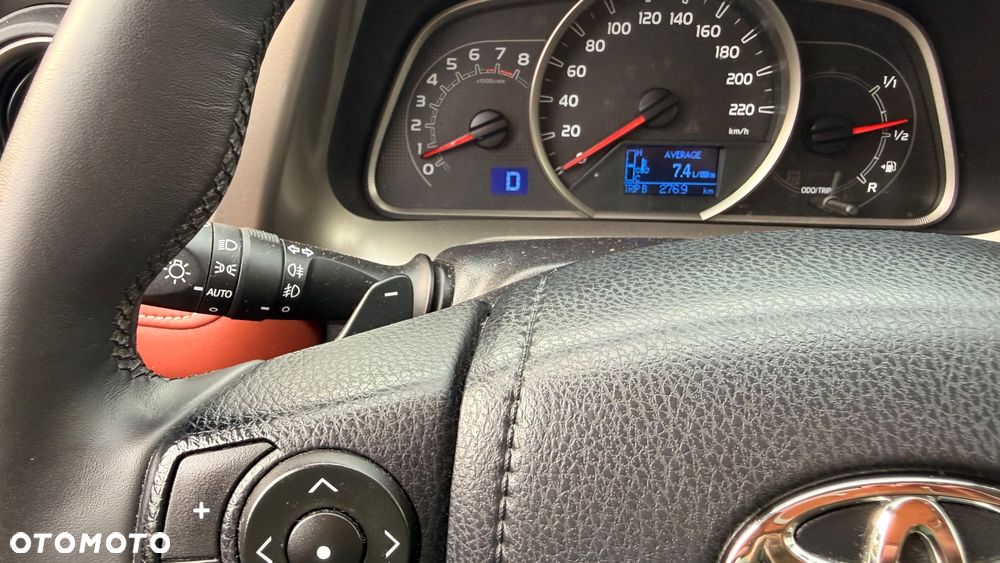 Toyota RAV4 2.0 Premium MS - 8