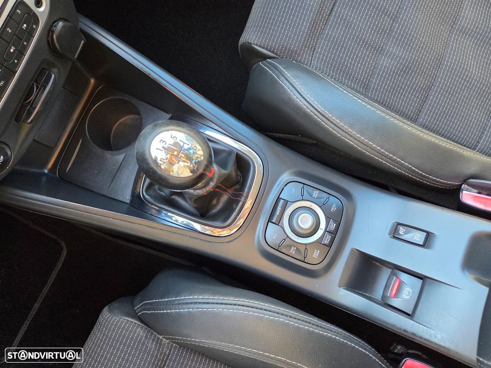 Renault Mégane Sport Tourer 1.5 dCi GT Line SS - 16