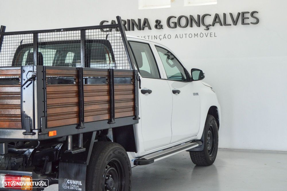 Toyota Hilux 2.4 D-4D 4X2 Cabine Dupla 5L - 55