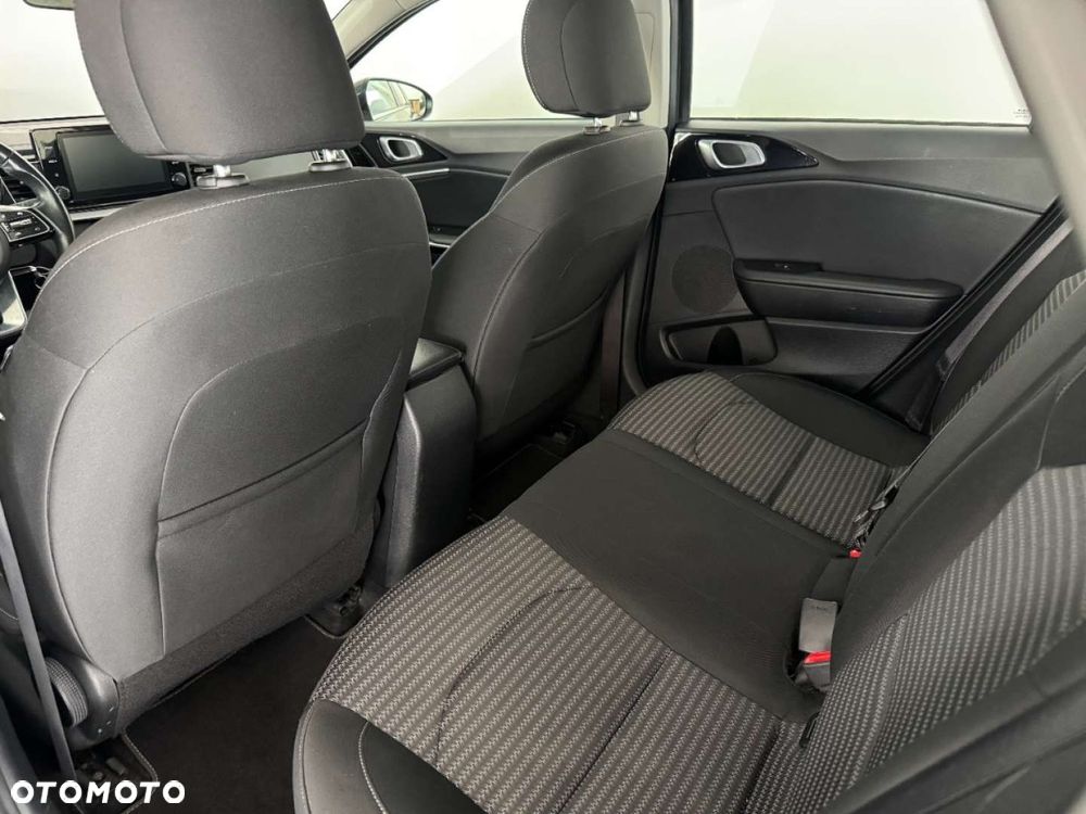 Kia Ceed - 20