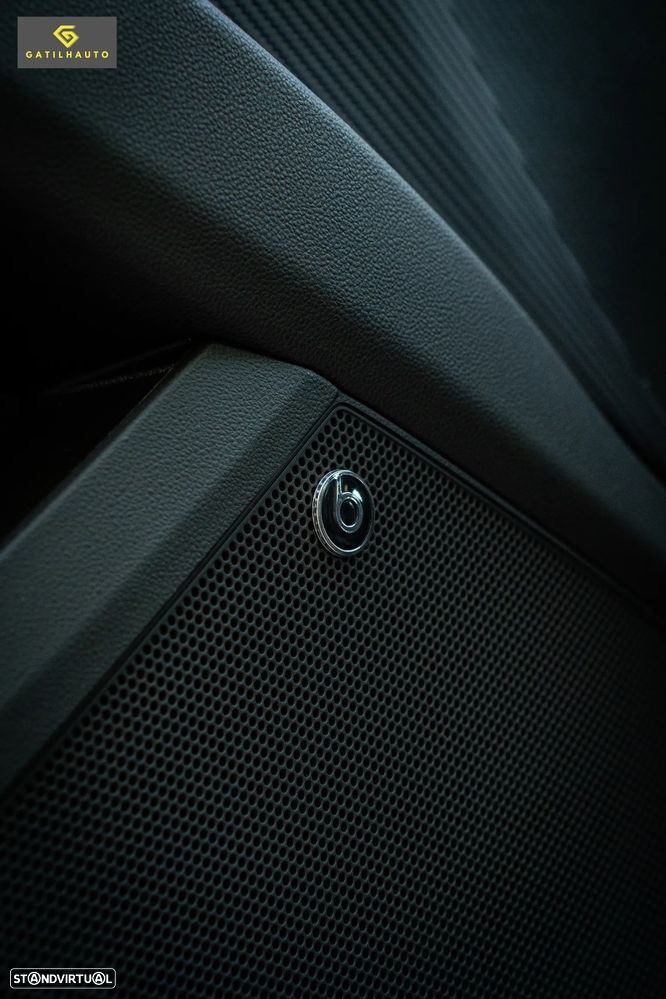 SEAT Leon ST 2.0 TSI S&S 4Drive DSG Cupra 300 Edition Carbon - 31