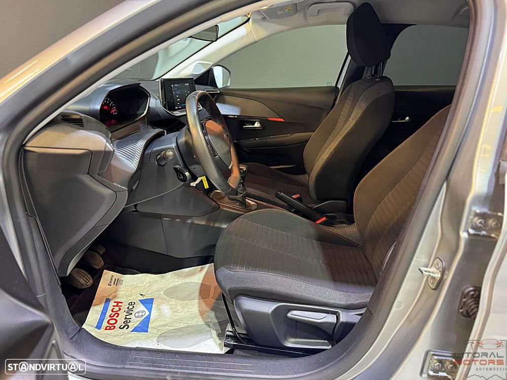 Peugeot 208 1.2 PureTech SE Style - 14