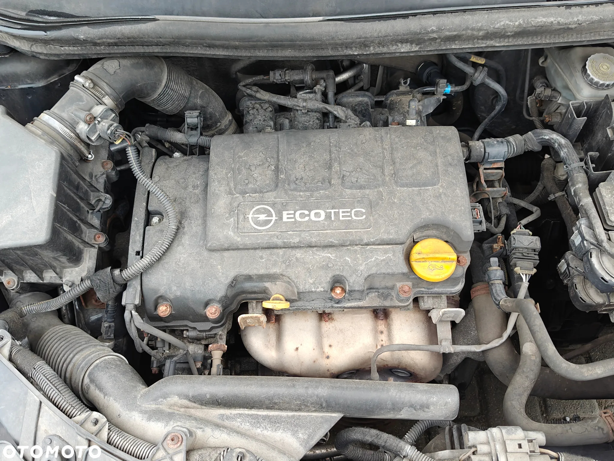 Opel Corsa 1.4 16V Cosmo - 19