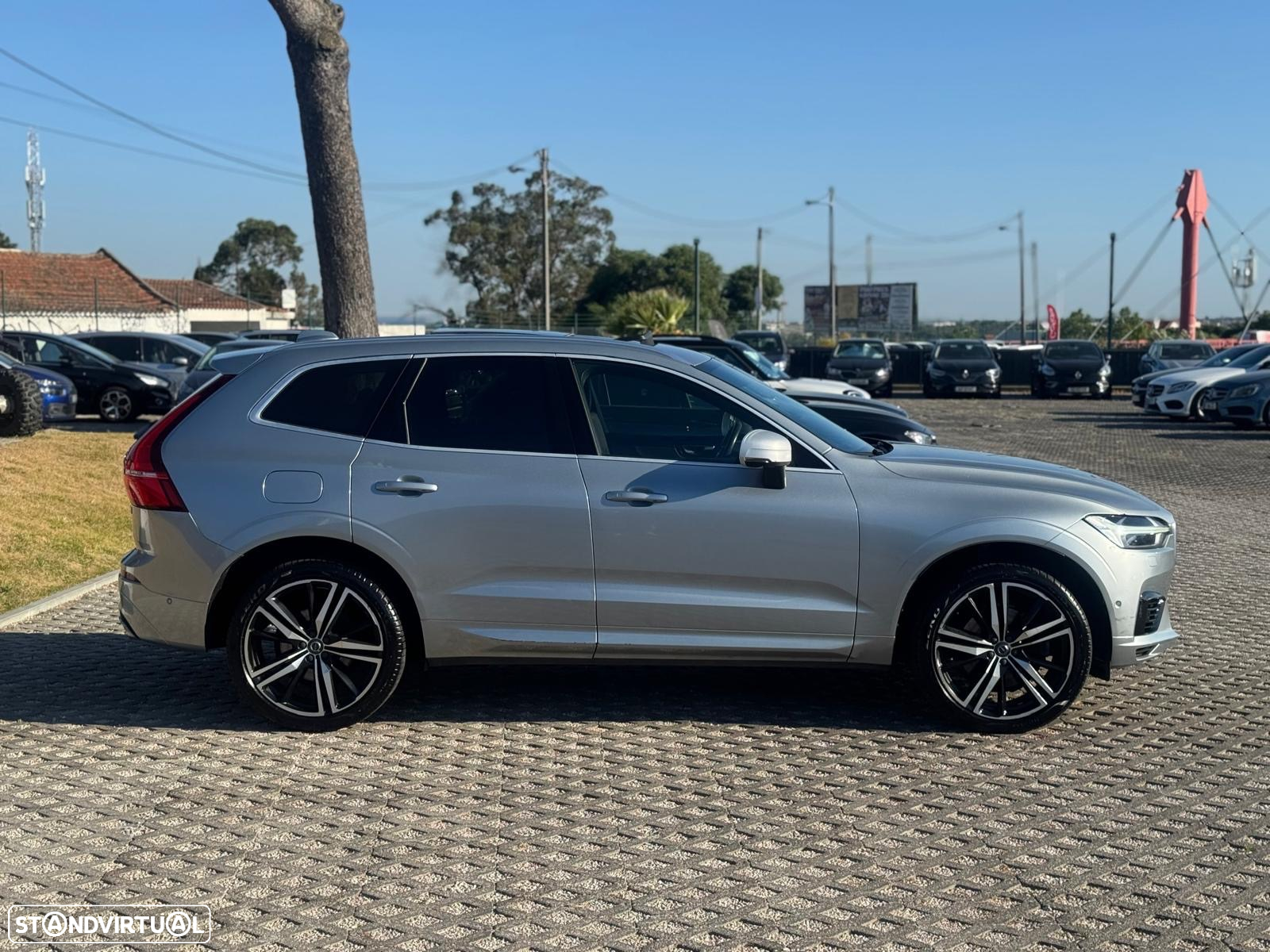 Volvo XC 60 2.0 T8 PHEV R-Design AWD - 3