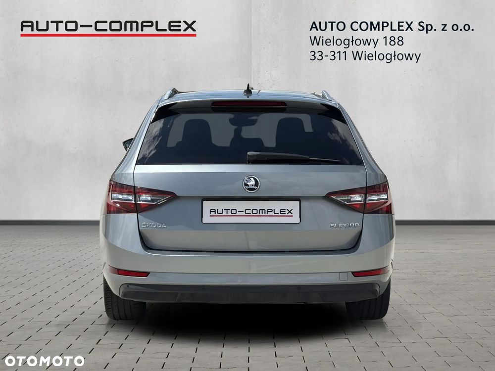 Skoda Superb 2.0 TDI Style DSG - 5