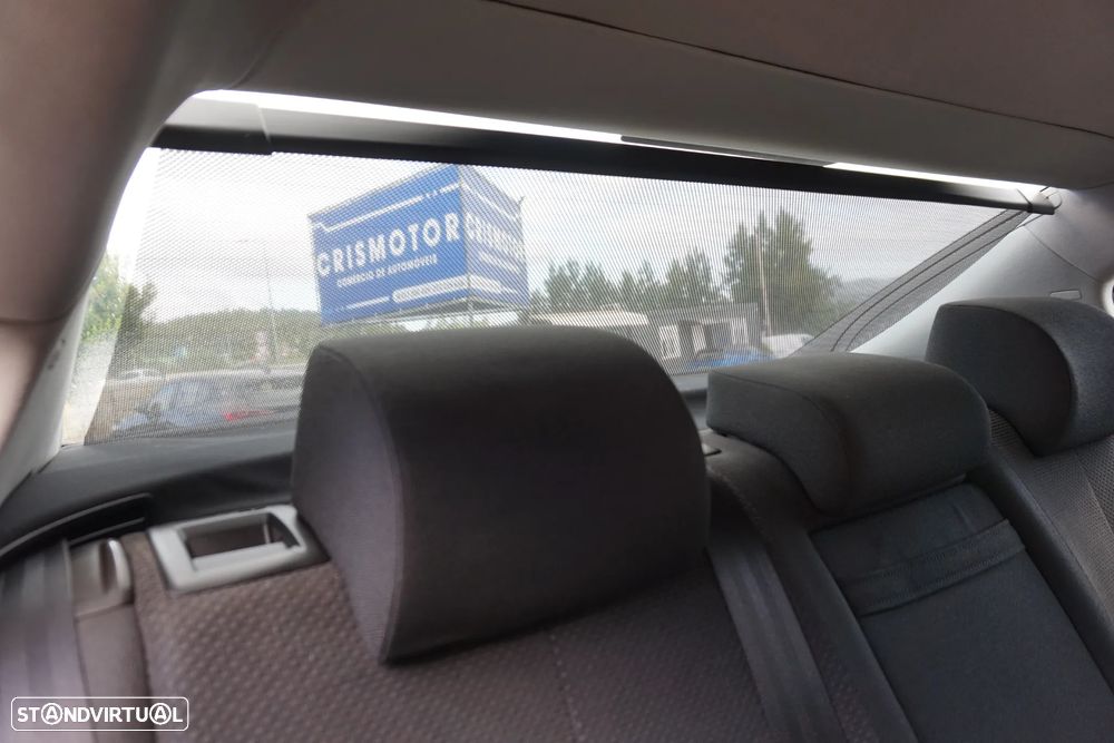VW Passat 2.0 TDI BM Confortline - 51
