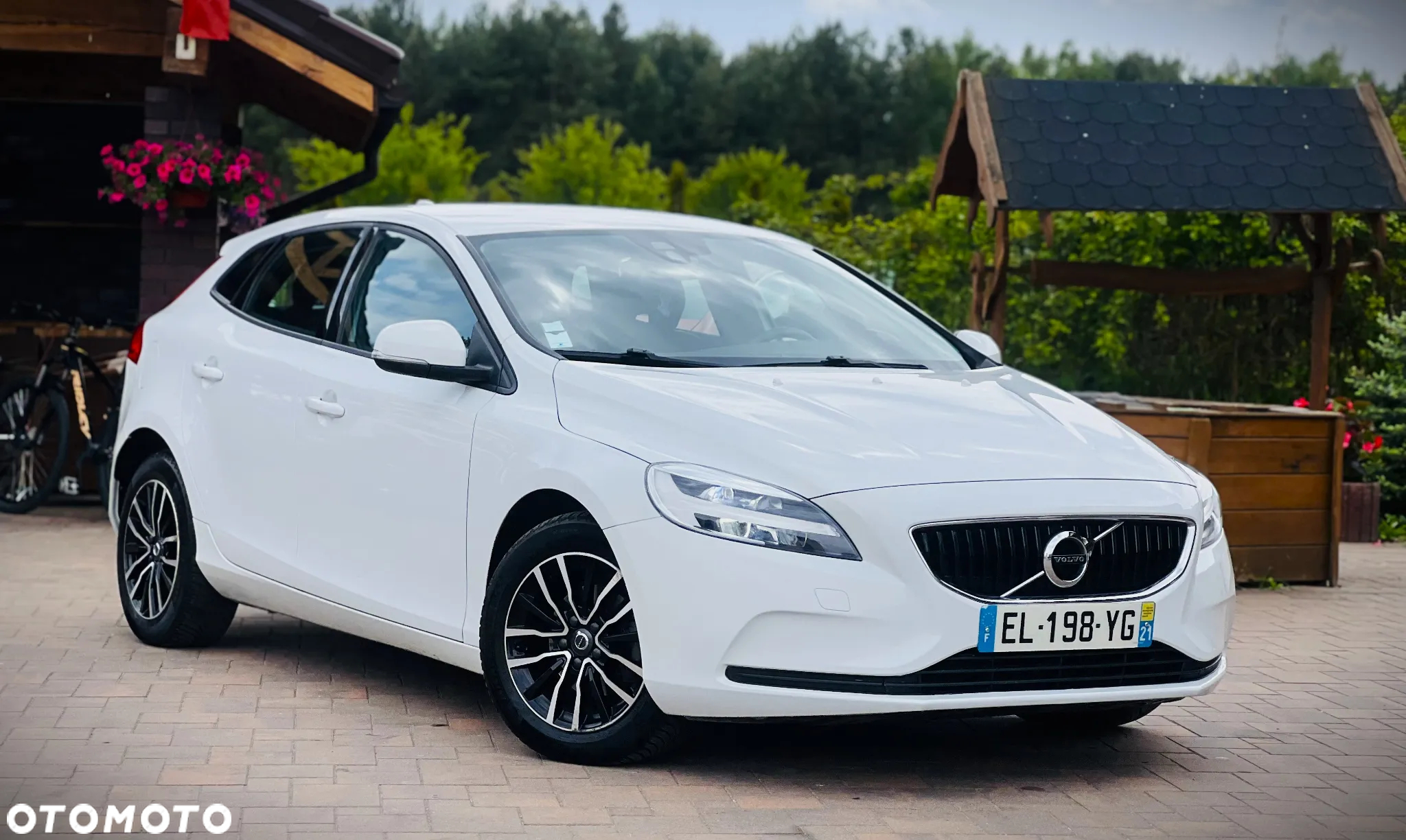 Volvo V40 D2 Drive-E Momentum - 13