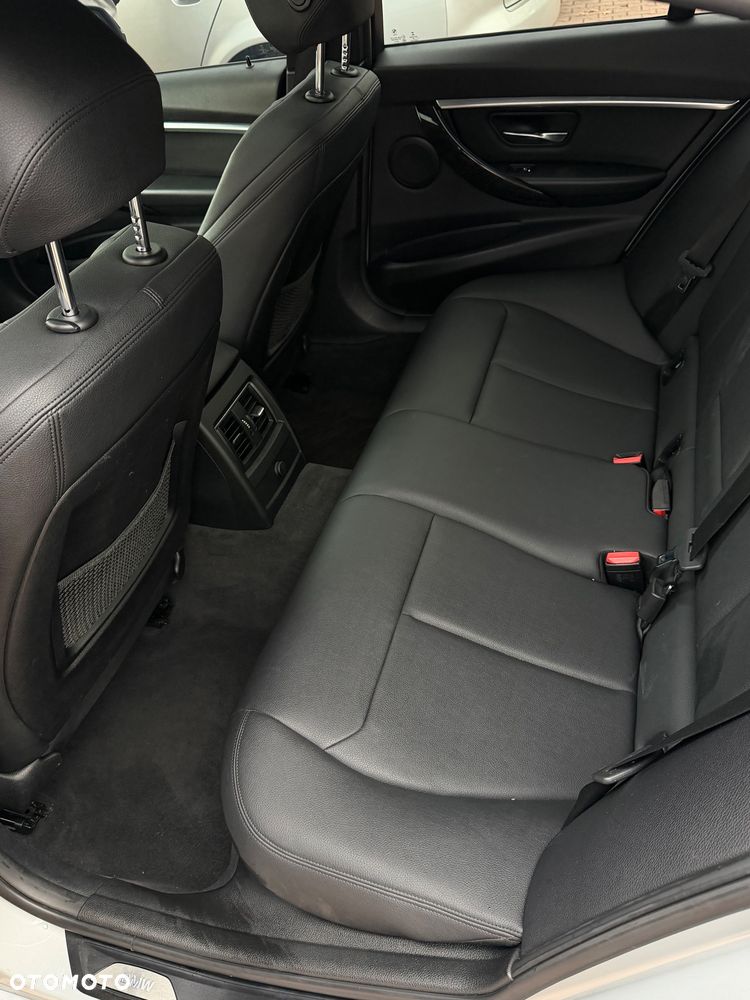 BMW Seria 3 - 8