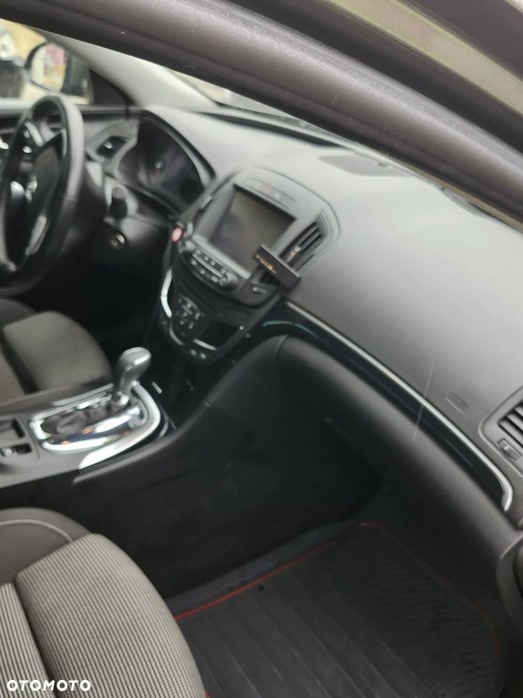 Opel Insignia 1.6 SIDI Turbo Touer Innovation - 29