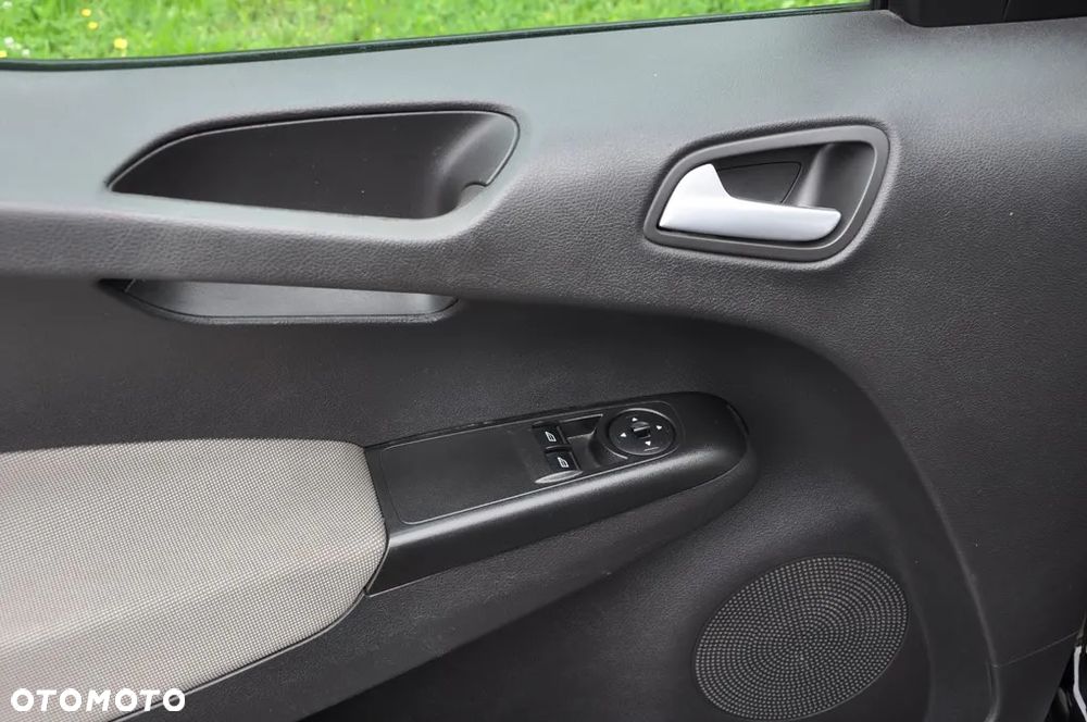 Ford Tourneo Courier 1.5 TDCi Titanium - 37