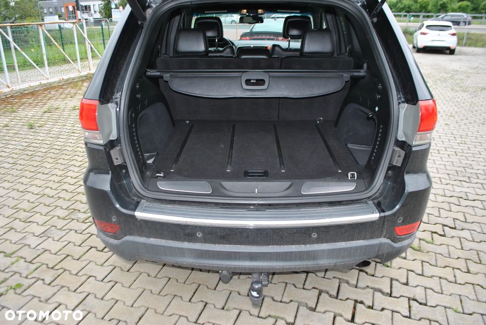 Jeep Grand Cherokee - 11