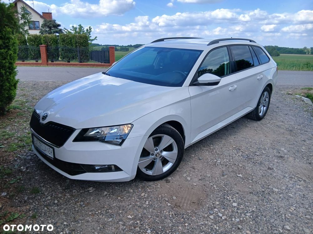 Skoda Superb 1.6 TDI Style - 3