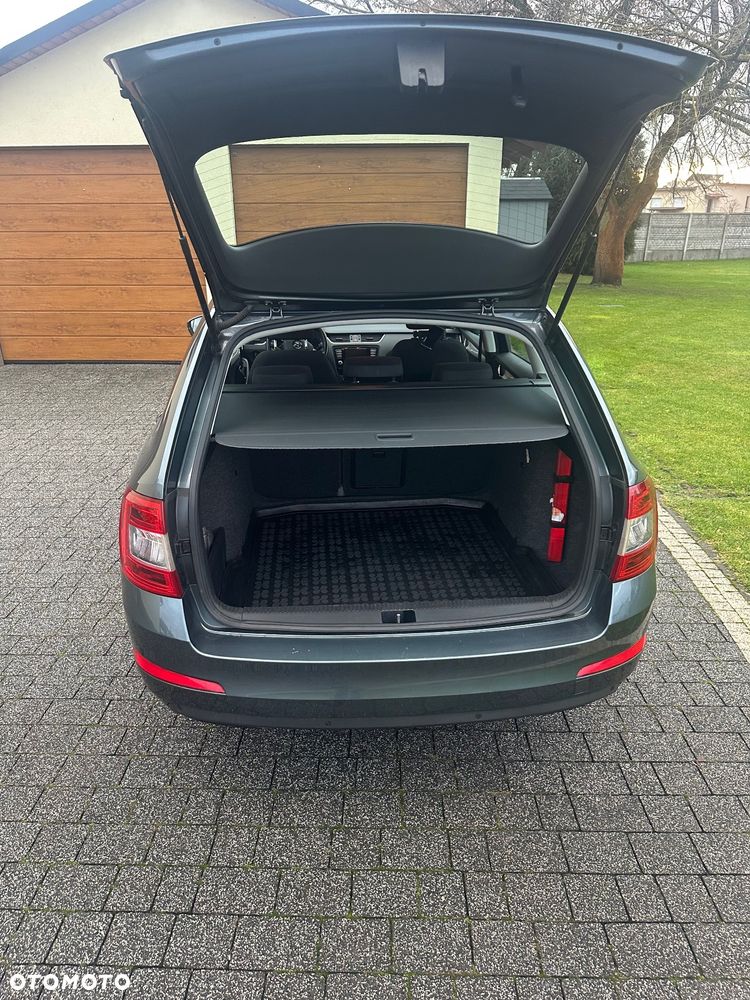 Skoda Octavia 1.4 TSI Ambition - 6