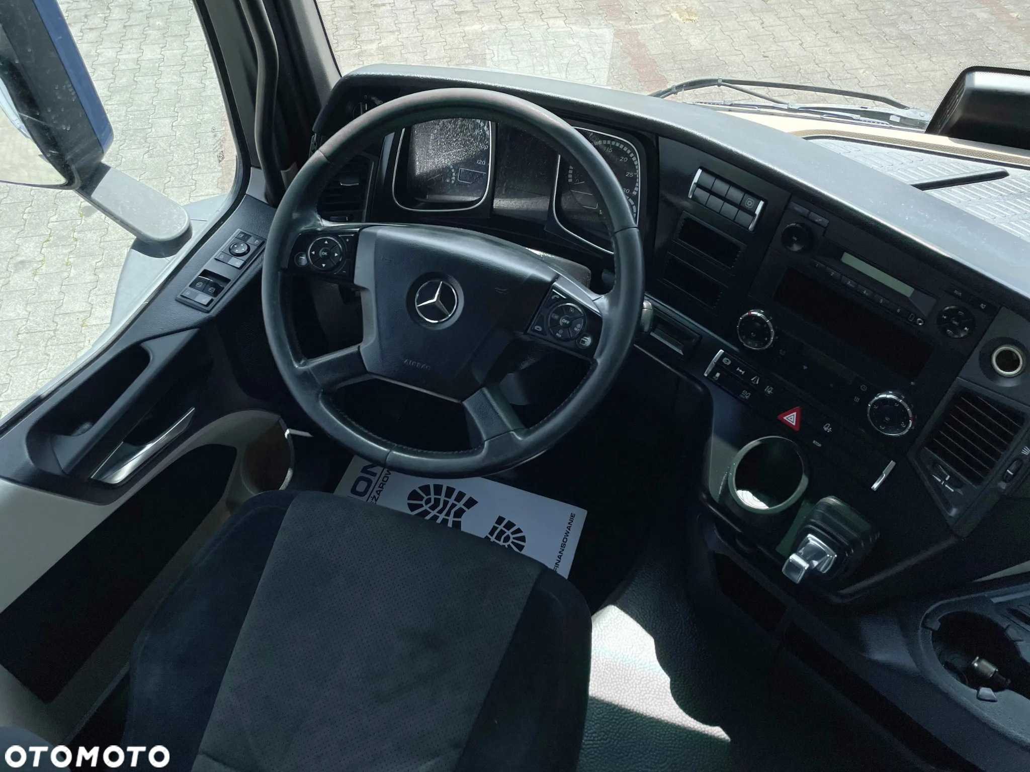 Mercedes-Benz ACTROS 1830 / PRZESTRZENNY 60M3 / 7,75 M / SALON PL - 5
