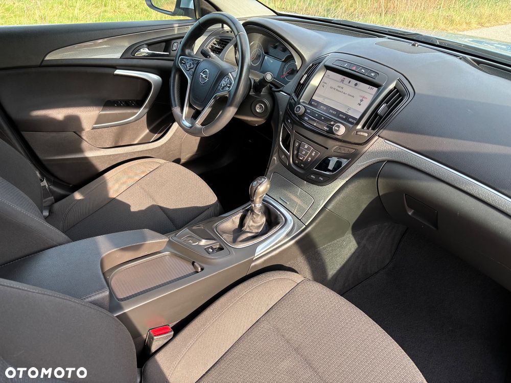 Opel Insignia 1.4 T Cosmo S&S - 19