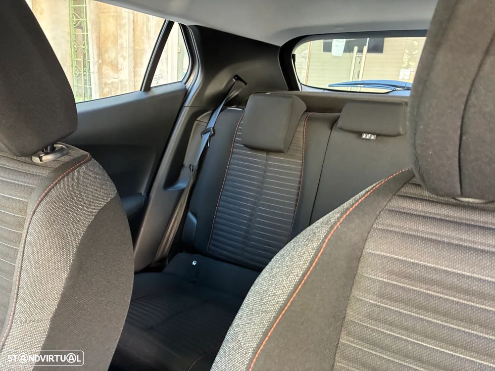 Peugeot e-2008 50 kWh Active Pack - 15