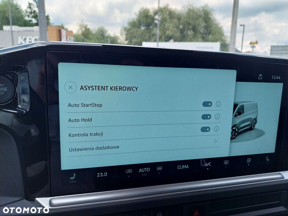 Volkswagen Transporter Transporter Furgon silnik: 2,0 l TDI 150 KM / skrzynia biegów: 6-biegowa manualna rozstaw osi: 3500 mm - 15