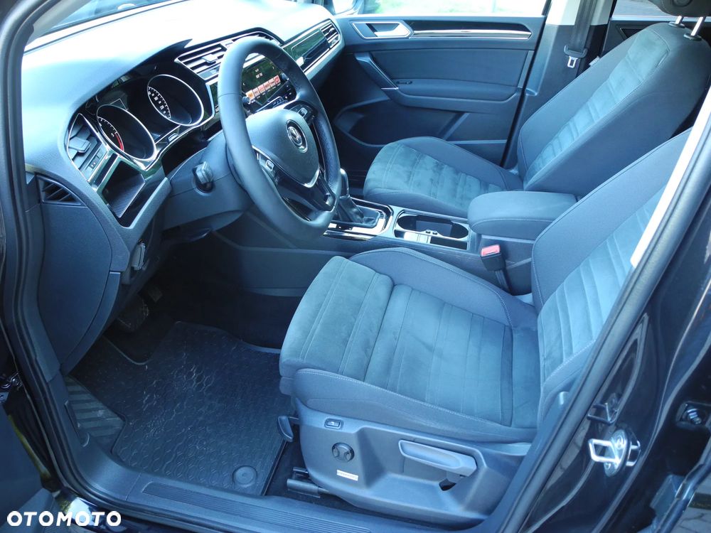 Volkswagen Touran 2.0 TDI BMT Highline DSG - 15