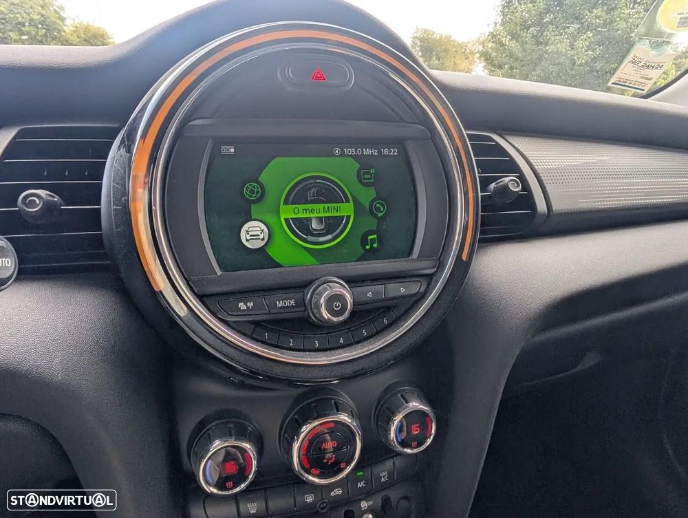 MINI 5 Portas Cooper D Aut. - 13