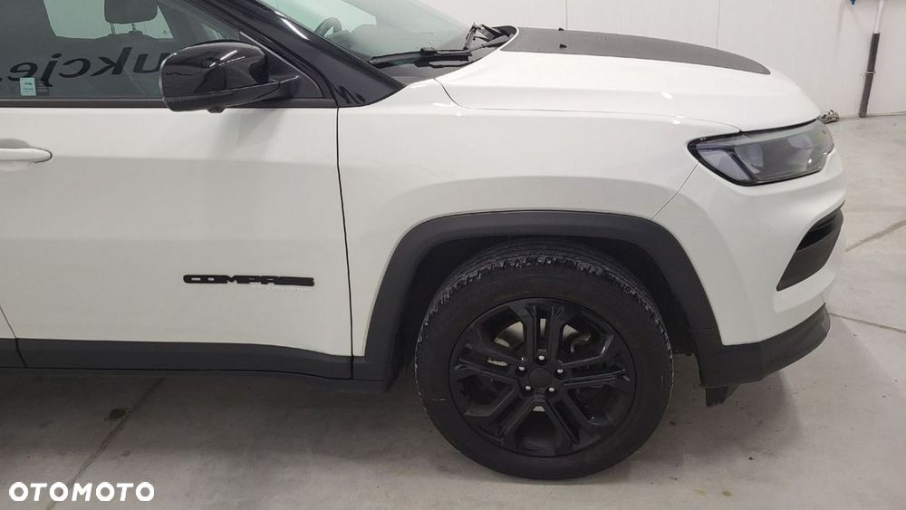 Jeep Compass - 4
