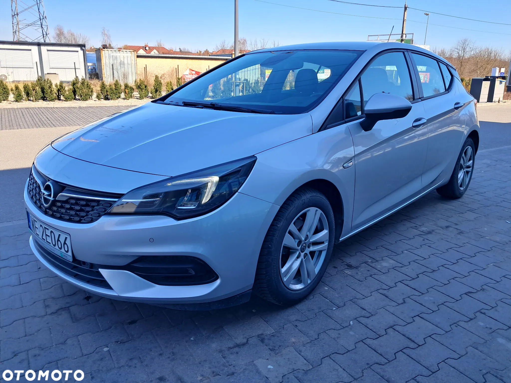 Opel Astra V 1.2 T Edition S&S - 19