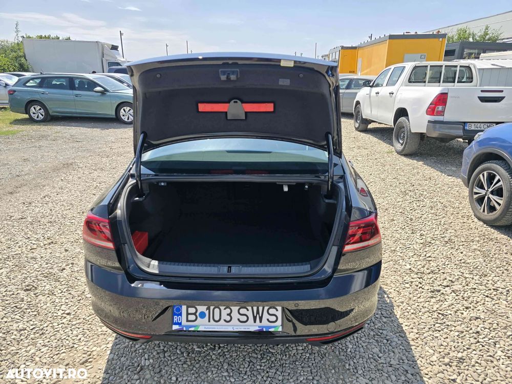 Volkswagen Passat - 8