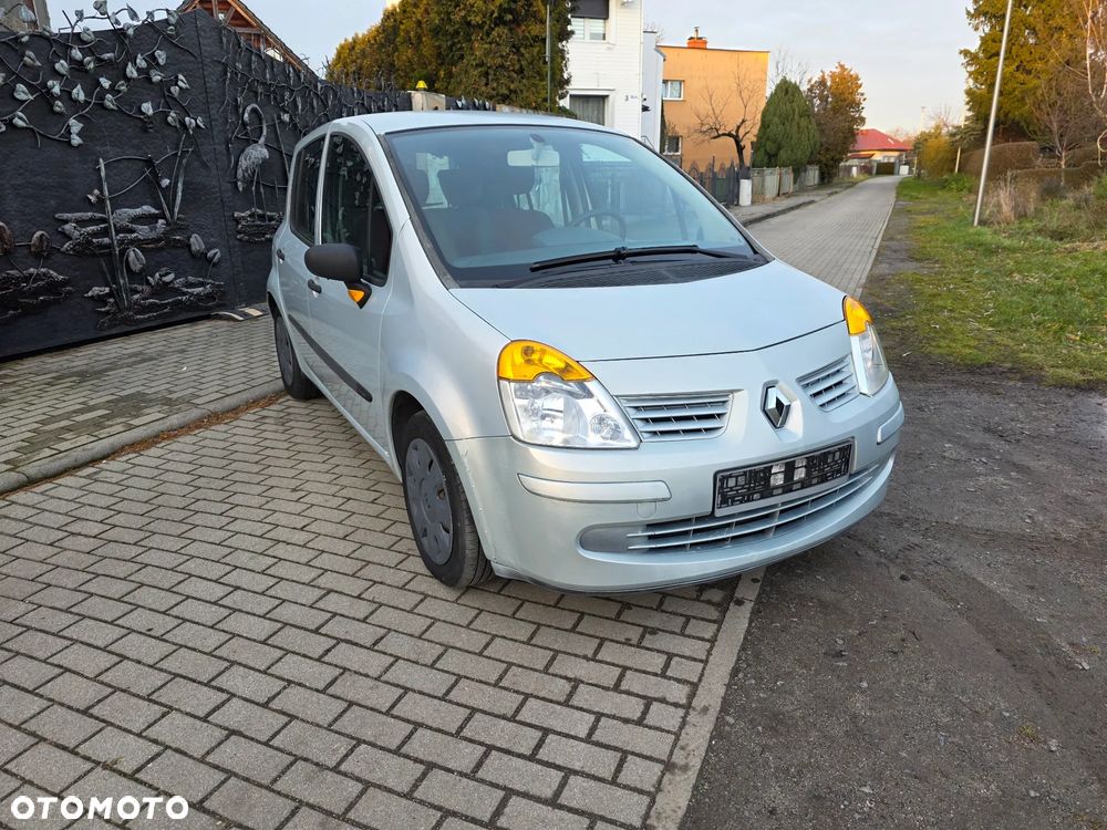 Renault Modus 1.6 16V Dynamique - 3