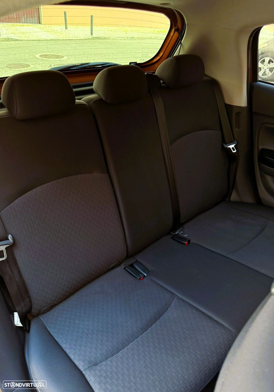 Mitsubishi Space Star 1.2 Intense - 16