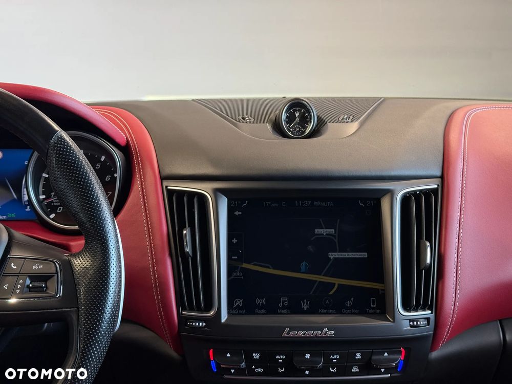 Maserati Levante Granlusso - 14