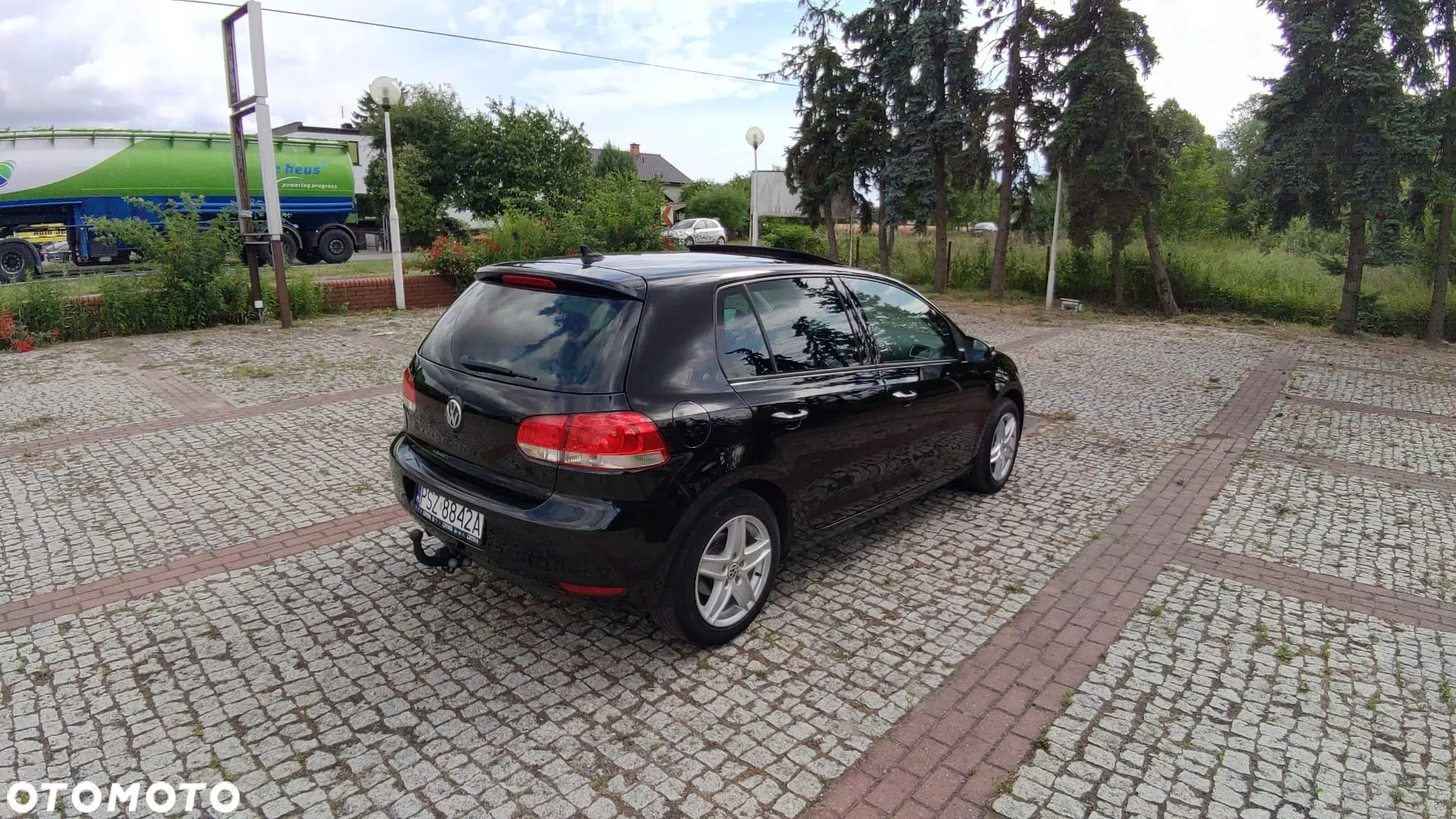 Volkswagen Golf 1.6 TDI DPF BlueMotion Technology Comfortline - 2