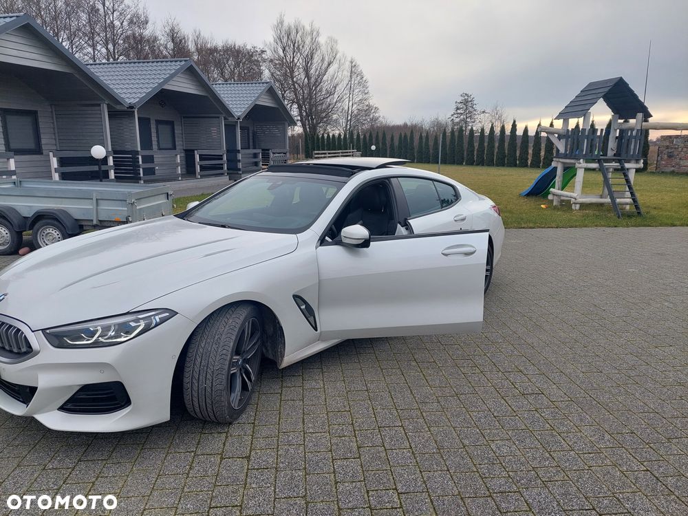 BMW Seria 8 840i xDrive - 22