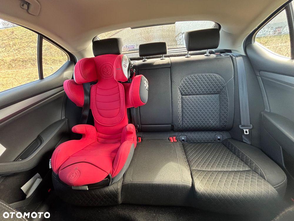 Skoda Superb 2.0 TDI 4x4 Style DSG - 7