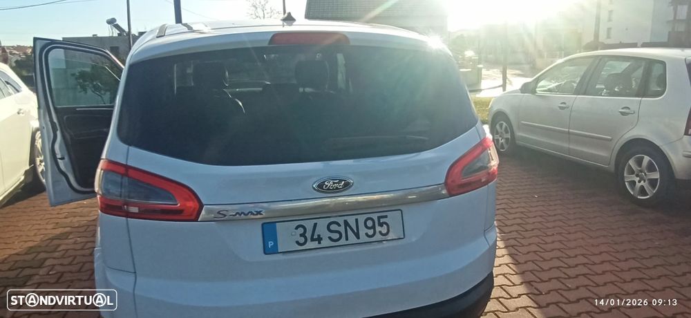 Ford S-Max 2.0 TDCi DPF Titanium - 6