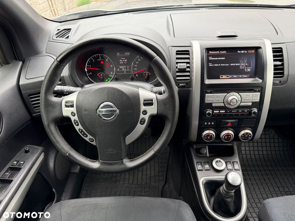 Nissan X-Trail 2.0 dCi 4x4 DPF Platinum - 16