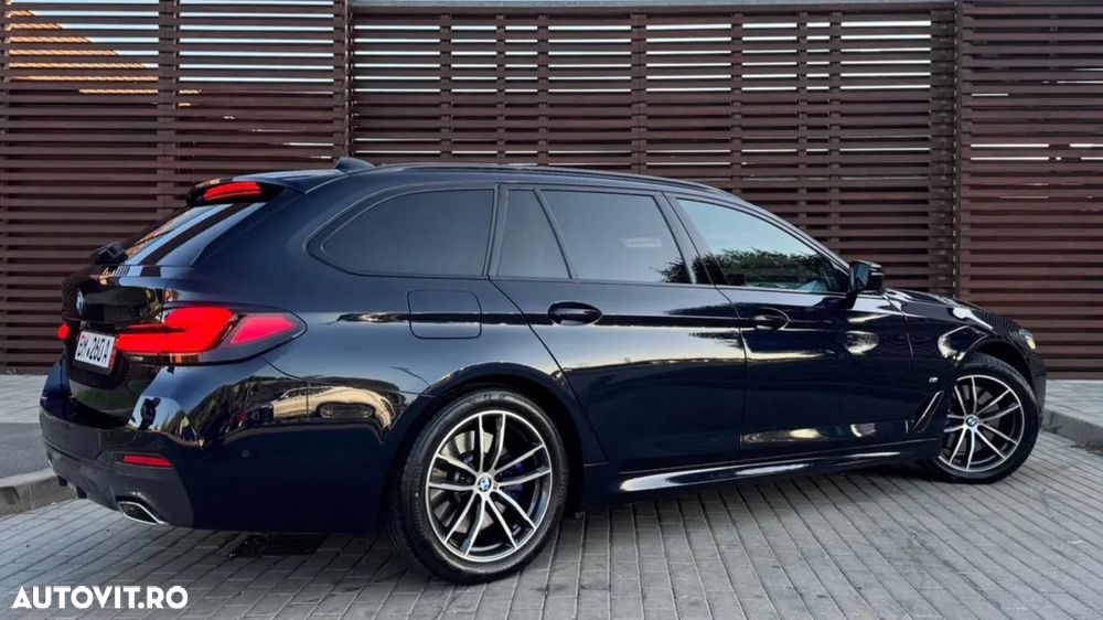 BMW Seria 5 520d xDrive Touring Aut. M Sport Edition - 9