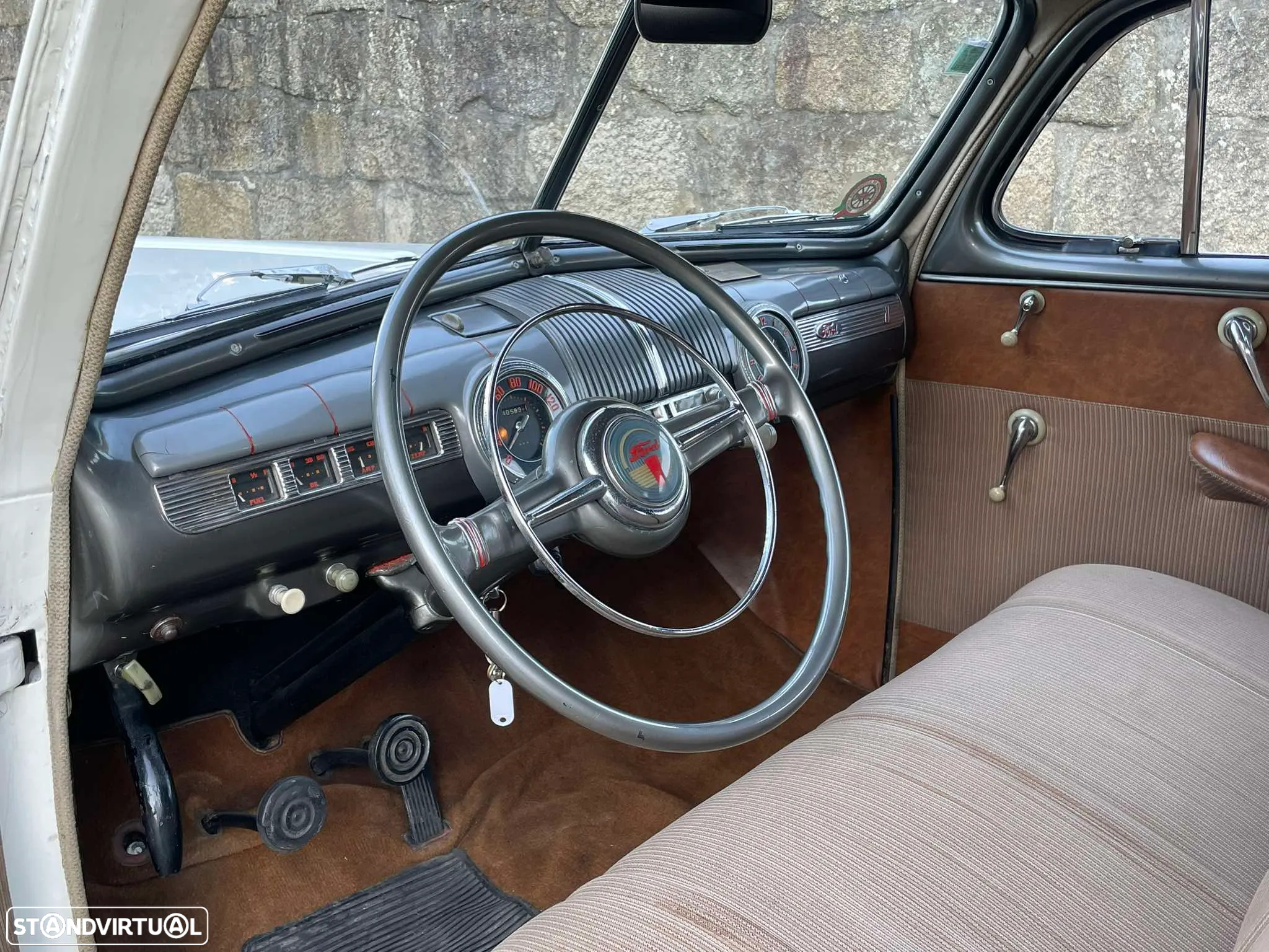 Ford Super De Luxe Coupe V8 100cv - 20