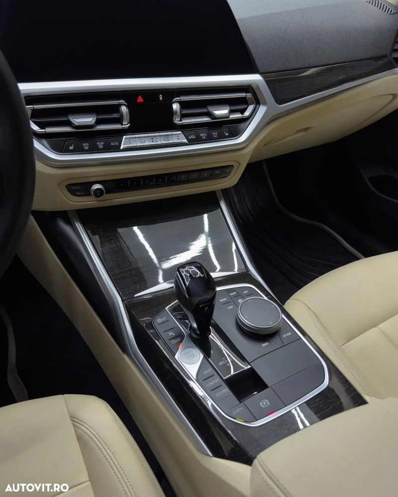 BMW Seria 3 320d xDrive AT - 16