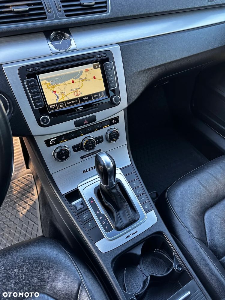 Volkswagen Passat Alltrack 2.0 TDI 4Mot DSG - 6