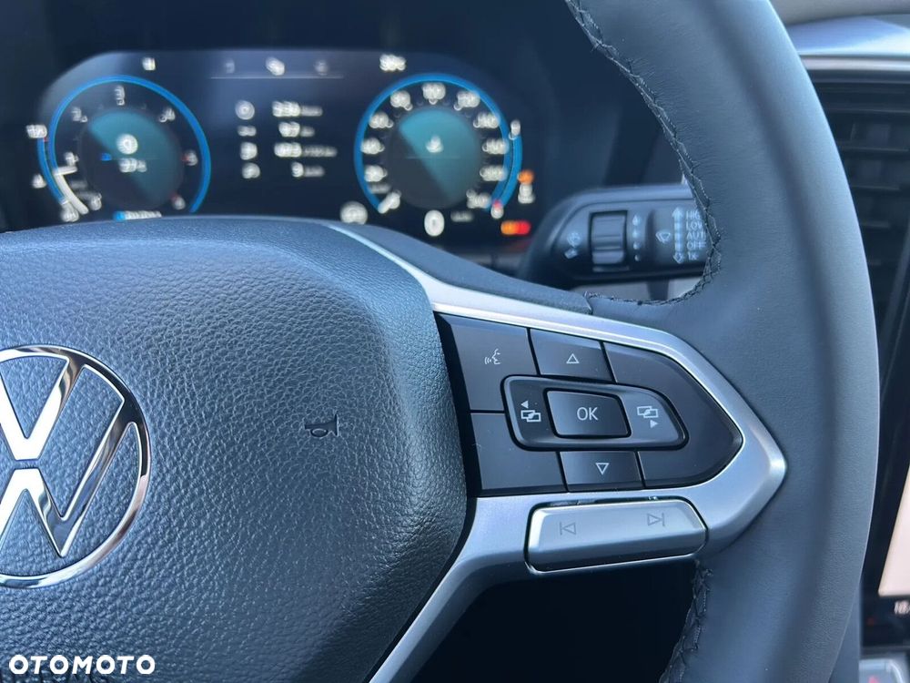 Volkswagen Amarok - 17
