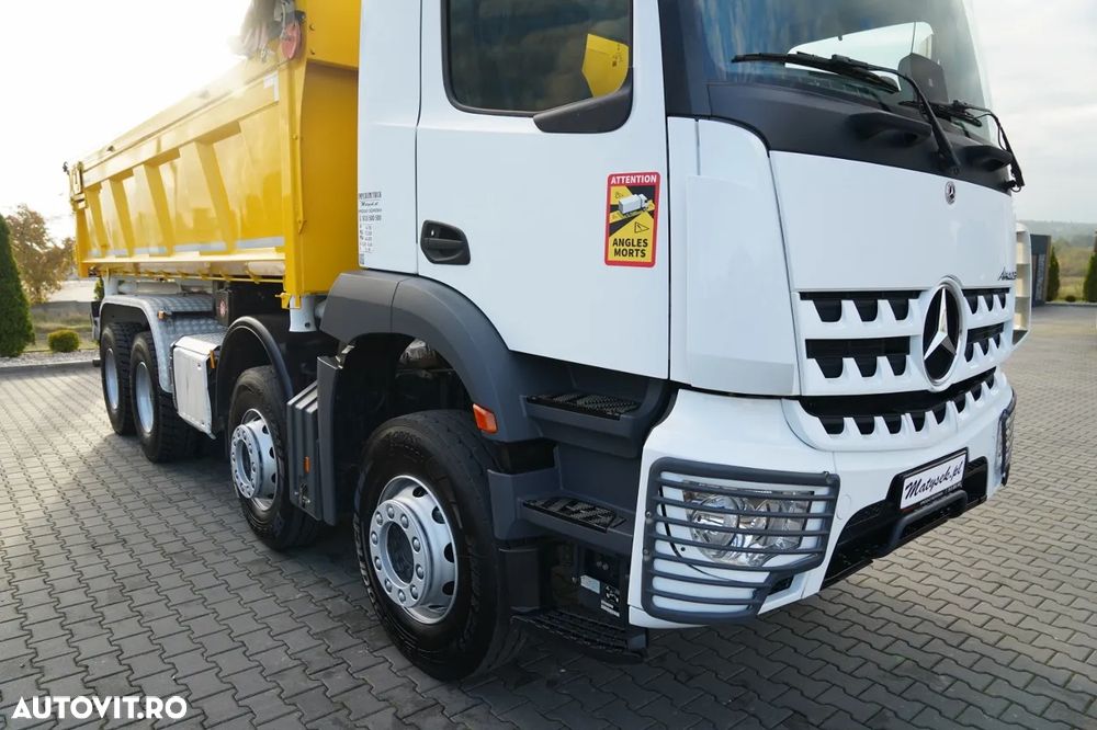 Mercedes-Benz AROCS 3243 / 8x4 / BASCULĂ DUBLU 6,2 M / HAYON HIDRODOXY / CLAPETĂ HIDRODOXY / AUTOMATĂ / ANVELOPE 100% / EURO 6 / 2021 - 16