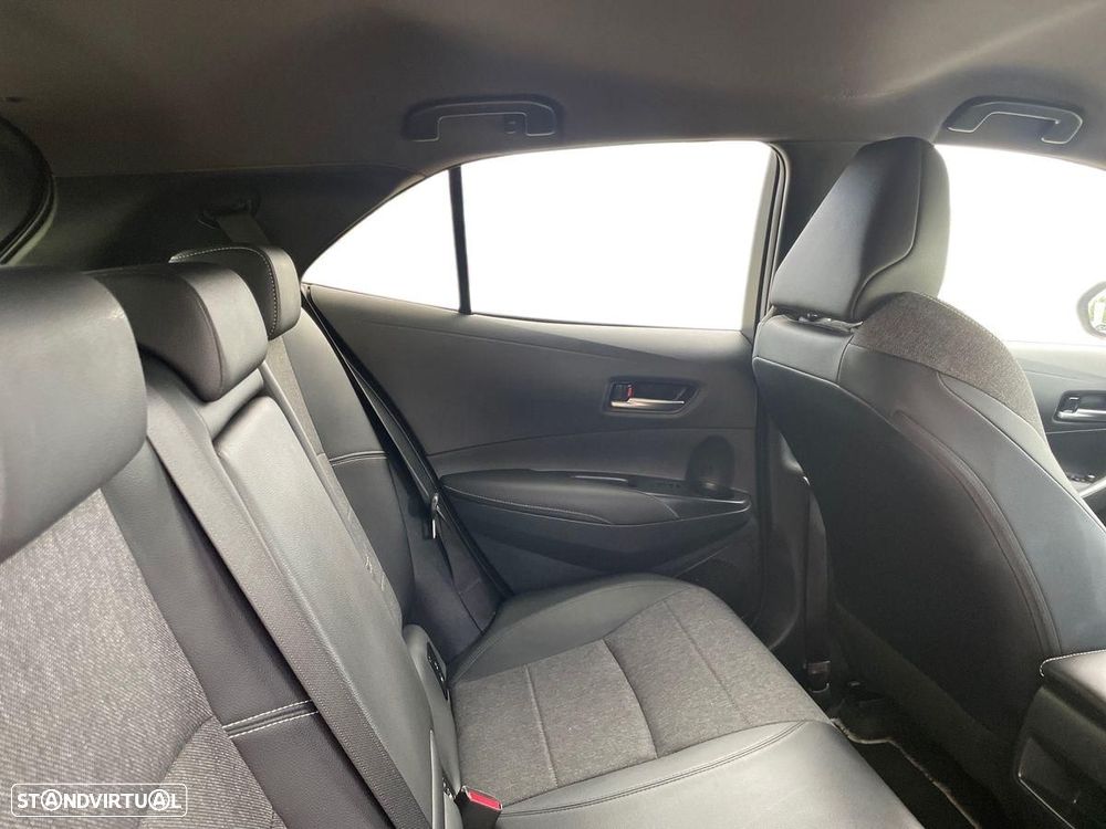 Toyota Corolla 1.8 Hybrid Comfort Plus - 8
