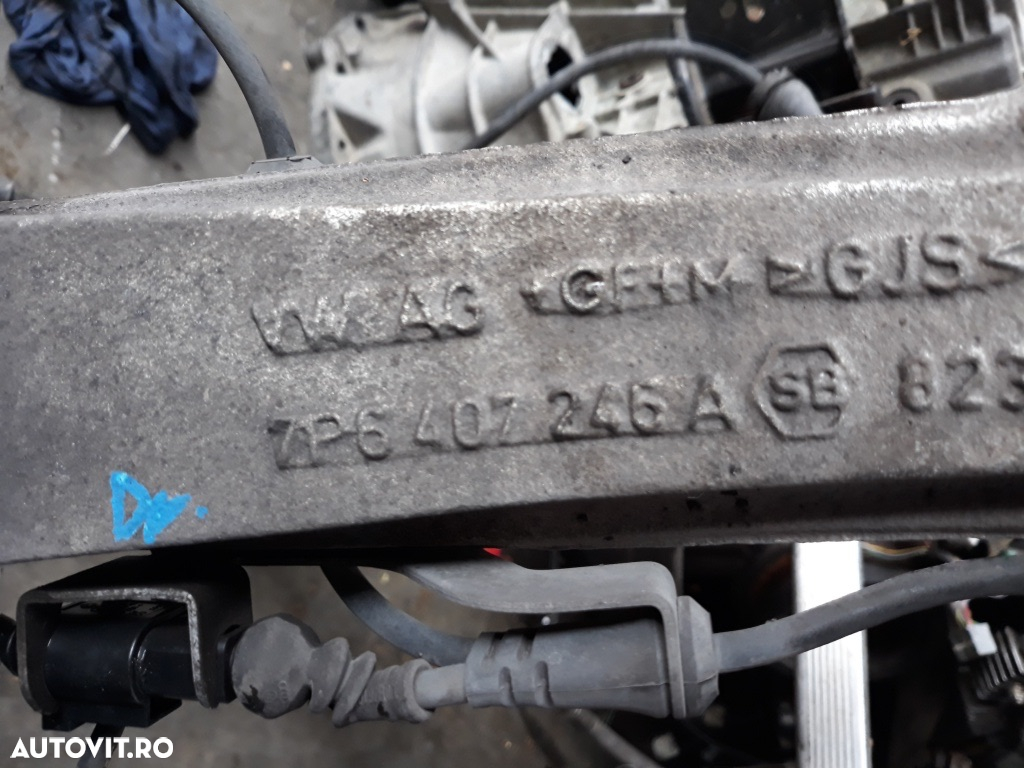 Fuzeta dreapta fata Audi Q7 3.0 TDI facelift 7P6407246A 7P6 407 246 A 2011 2012 2013 2014 - 2