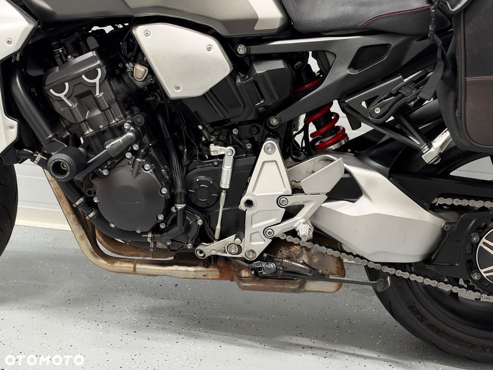 Honda CB - 29