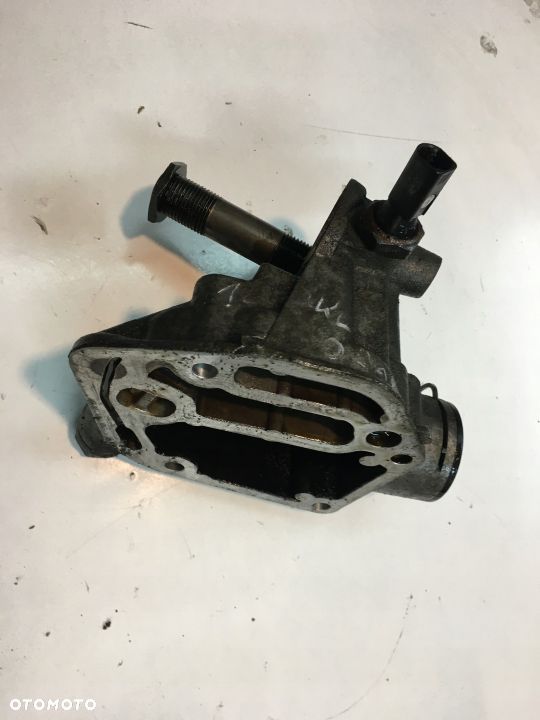 PODSTAWA FILTRA OLEJU VW PASSAT B5 FL 06A115417 - 3