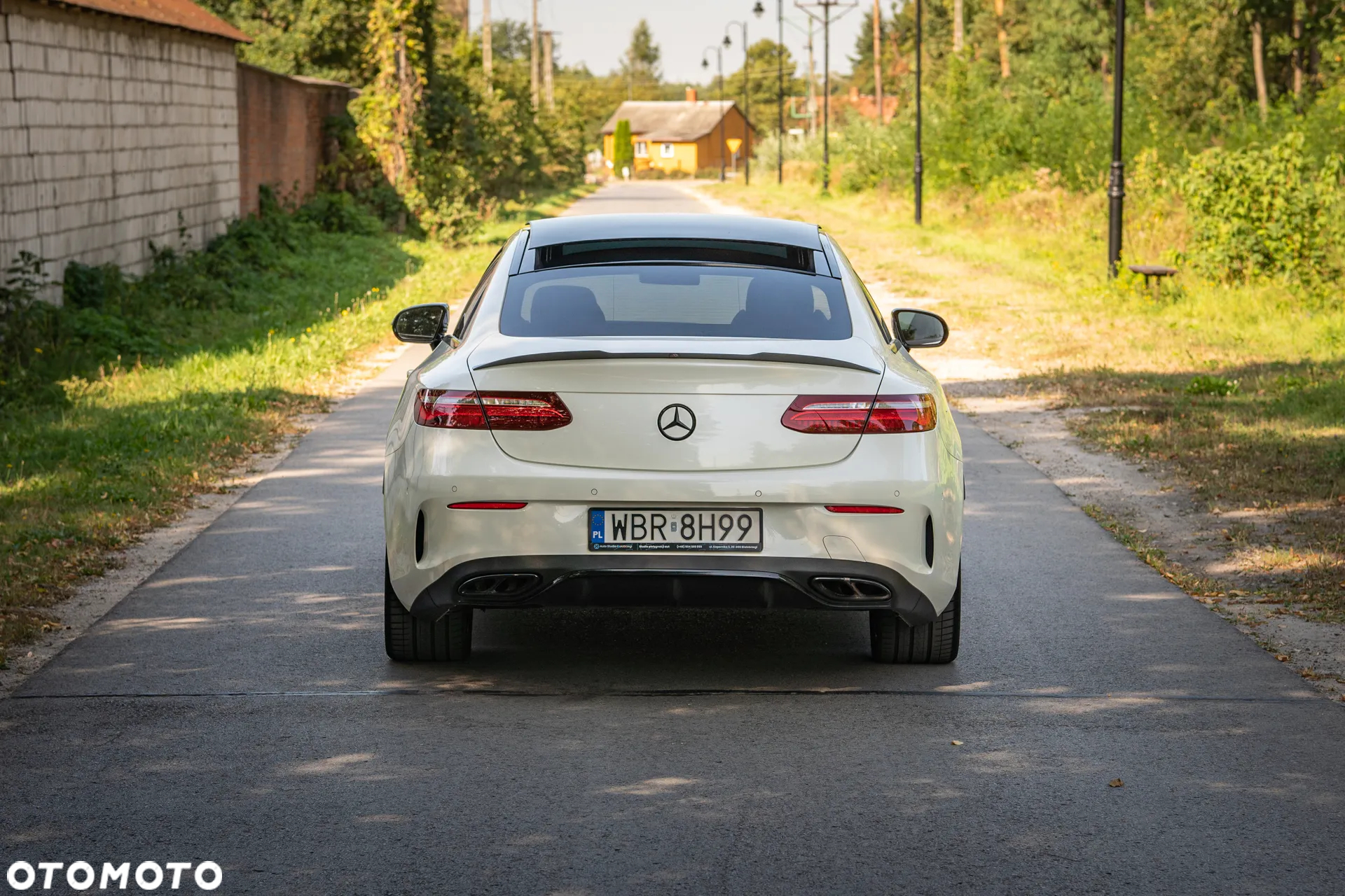 Mercedes-Benz Klasa E 300 Coupe 9G-TRONIC - 4