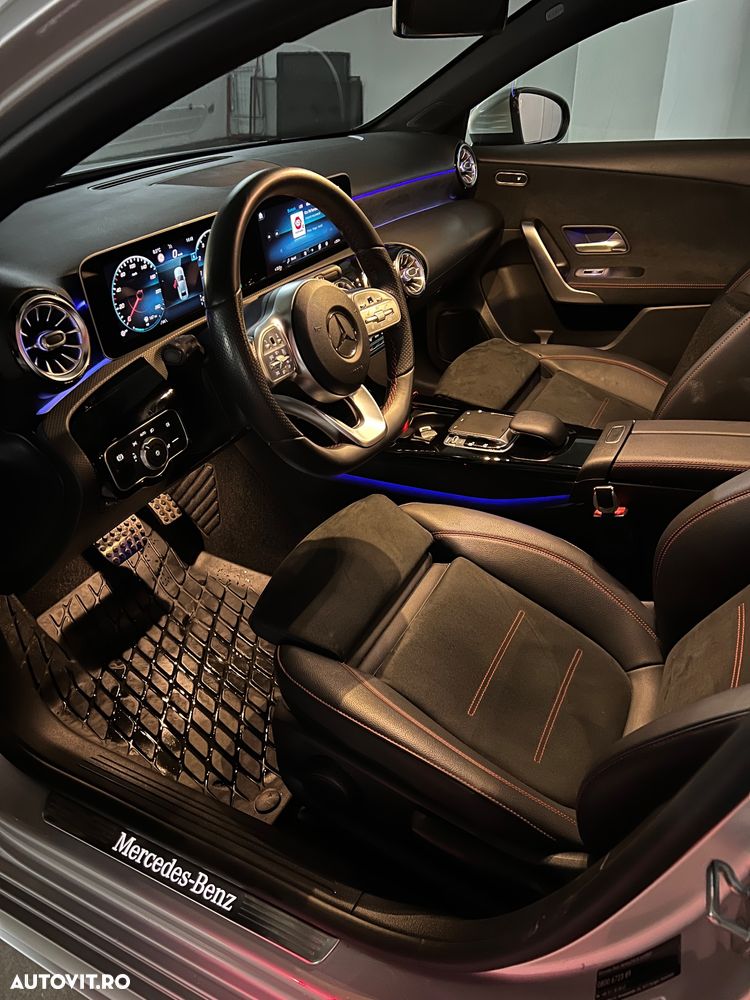 Mercedes-Benz A 220 4MATIC Sedan Aut. - 4