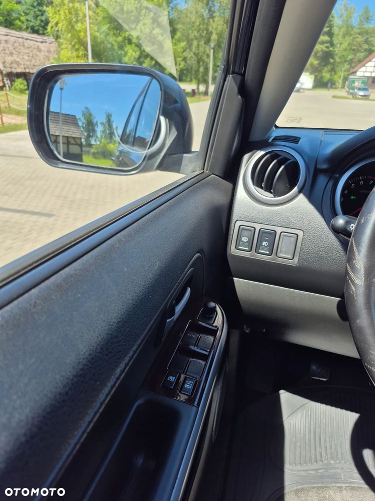 Suzuki Grand Vitara 2.0 De luxe - 12