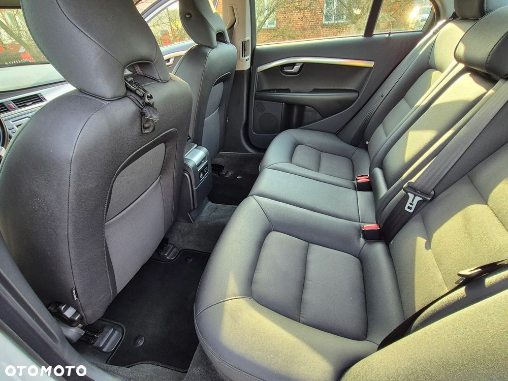 Volvo S80 2.5T Momentum - 7